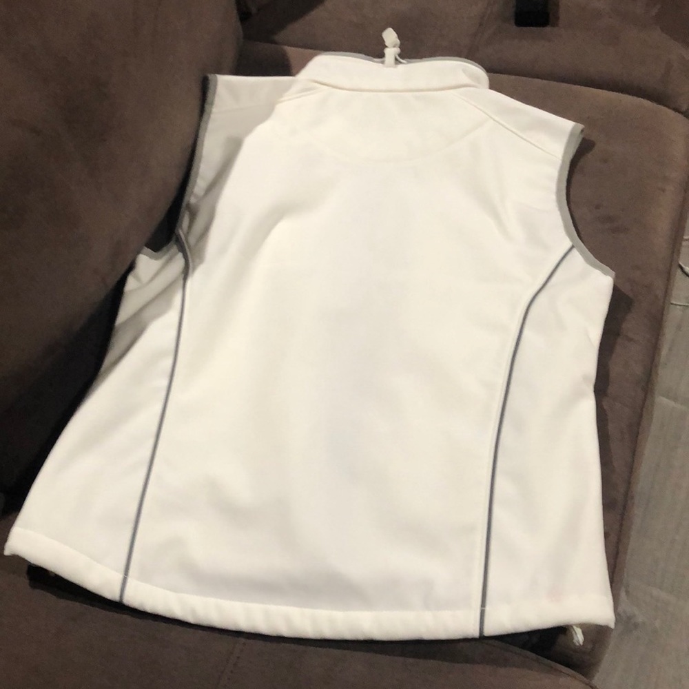 CLIQUE VEST SMALL